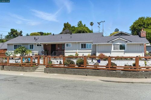 1201 Valle Vista Ave, Vallejo, CA, 94589-2826 | Card Image