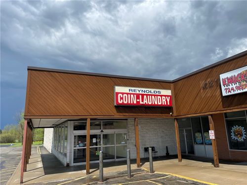 3676 N Hermitage Rd, Transfer, PA, 16154-1852 | Card Image