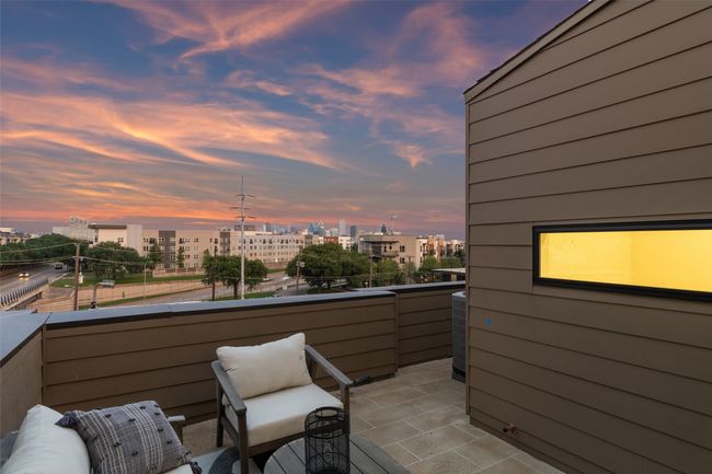 3056 Chimes St, Townhouse with 3 bedrooms, 4 bathrooms and null parking in Dallas TX | Image 17