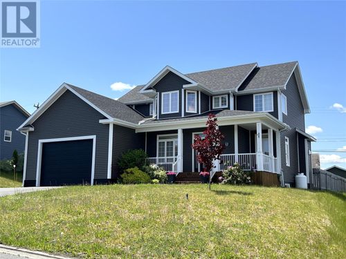 17 Griffin St, Grand Falls-Windsor, NL, A2A0A6 | Card Image