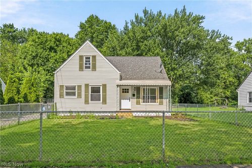 1146 Packard Dr, Akron, OH, 44320-3641 | Card Image