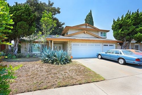 17215 Buttonwood St, Fountain Valley, CA, 92708-3504 | Card Image