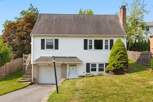 10 Cummings Ave, Lexington, MA, 02420-3012 | Card Image