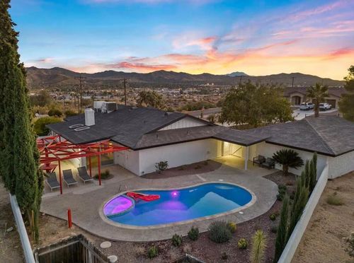 6451 Red Bluff Ave, Yucca Valley, CA, 92284-2262 | Card Image