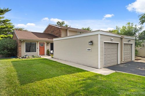 1061 Cascade Dr, Aurora, IL, 60506-1330 | Card Image
