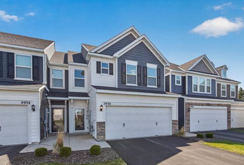 5970 Urbandale Ln N, Plymouth, MN, 55446-4400 | Card Image