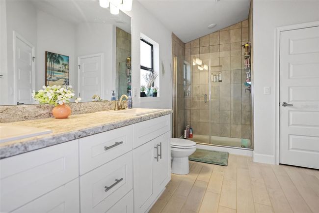 Master Bath | Image 26