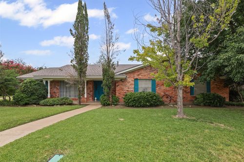 7008 Serrano Dr, Fort Worth, TX, 76126-2318 | Card Image