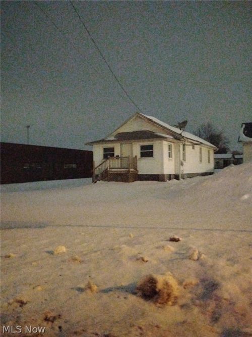 3658 Mahoning Ave, Youngstown, OH, 44515-3019 | Card Image