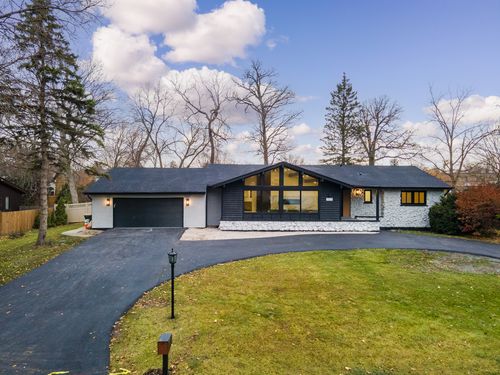 302 E Shady Dr, Palatine, IL, 60067-7552 | Card Image