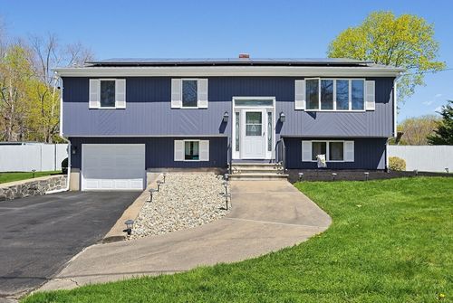 132 Jean Dr, Seekonk, MA, 02771-3308 | Card Image