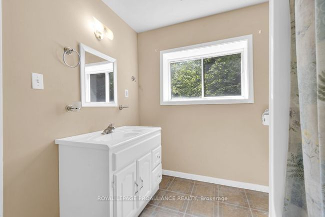 1115 Wintergreen Rd, House other with 4 bedrooms, 2 bathrooms and 4 parking in North Frontenac ON | Image 23
