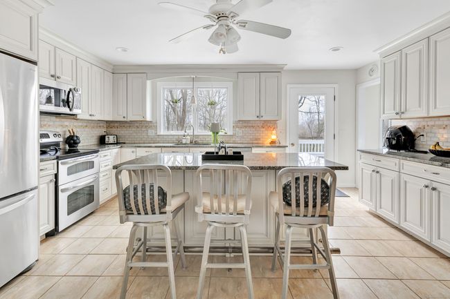 60 Old Farm Rd, House other with 5 bedrooms, 4 bathrooms and null parking in Weston CT | Image 16