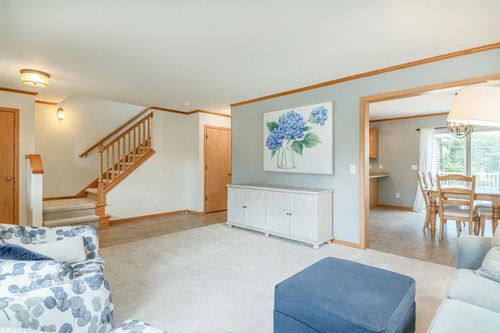 6130 Arrowpoint Way, Mcfarland, WI, 53558-8798 | Card Image