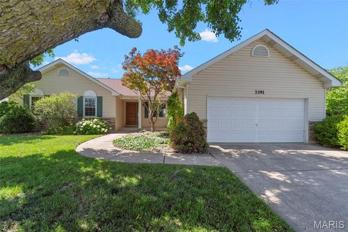 3391 Carriage Crossing, St Charles, MO, 63301 | Card Image