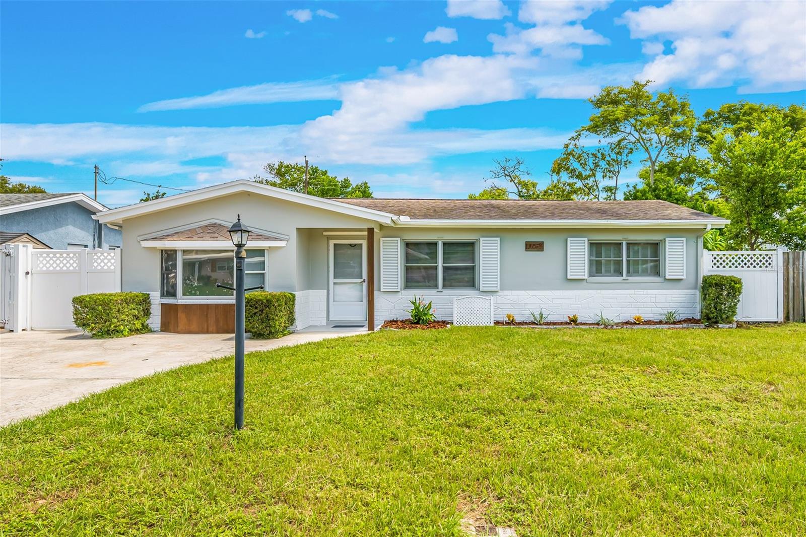 109th St, Largo, FL 33778