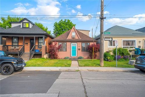 77 Robins Ave, Hamilton, ON, L8H4N3 | Card Image