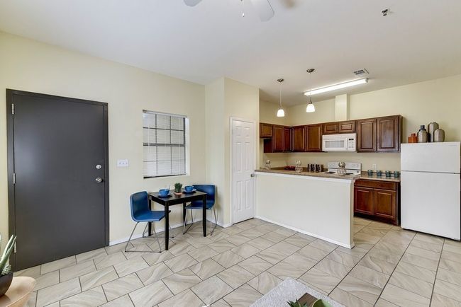 APT-201 - 420 N Pleasant Valley Rd, Condo with 1 bedrooms, 1 bathrooms and null parking in Austin TX | Image 5