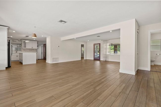 Seamless Open Floor Plan | Image 13