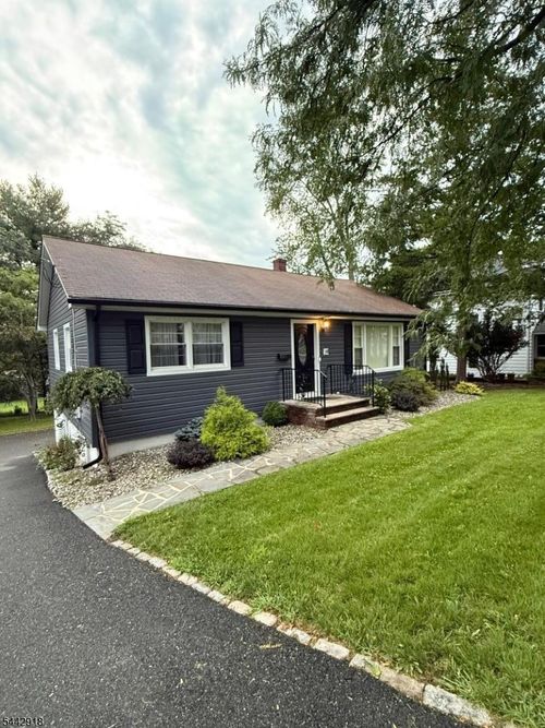 78 Mounthaven Dr, Livingston, NJ, 07039-2743 | Card Image