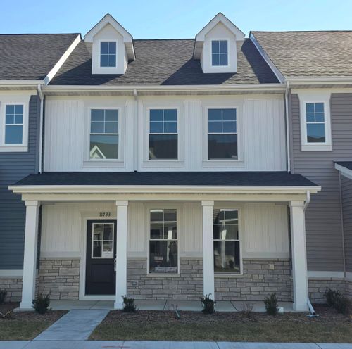 11733 Kentucky St, Crown Point, IN, 46307-7380 | Card Image