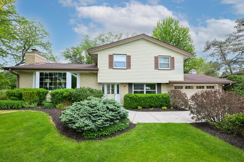 4490 Wessex Dr, Brookfield, WI, 53045-1147 | Card Image