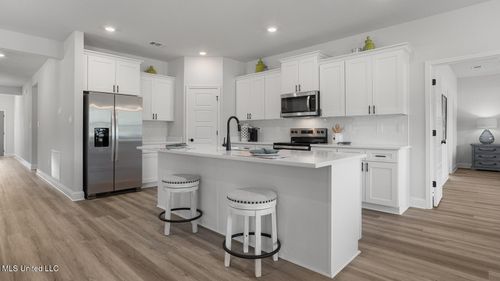 14411 S Swan Rd, Gulfport, MS, 39503-8920 | Card Image