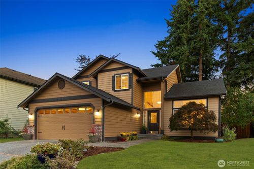 13517 47th Dr Se, Snohomish, WA, 98296-4244 | Card Image