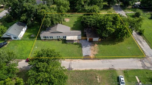 215 Se 2nd, Durant, OK, 74701 | Card Image