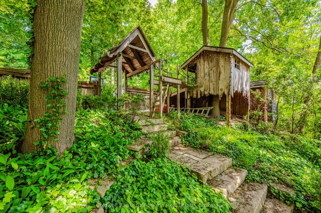 35 Queen St, House other with 7 bedrooms, 4 bathrooms and 2 parking in Guelph ON | Image 46