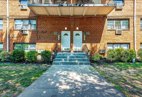 e-153 78th St, Howard Beach, NY, 11414 | Card Image