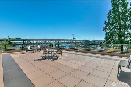 apt-b-4019 4th Ave Ne, Seattle, WA, 98105-6559 | Card Image