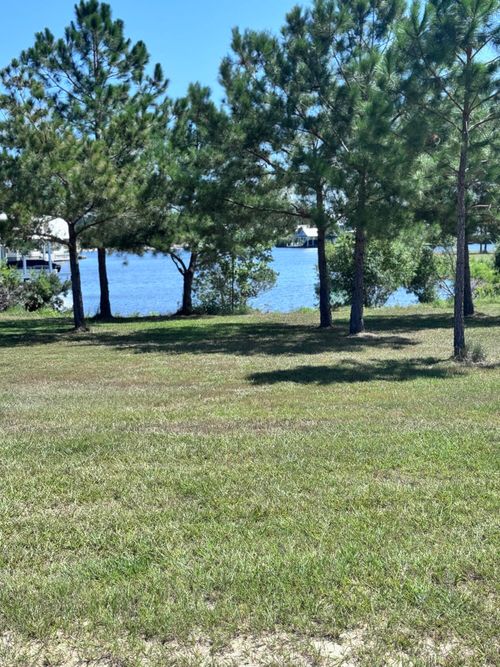 43 Painted Arrow Pt, Lumberton, MS, 39455-5652 | Card Image