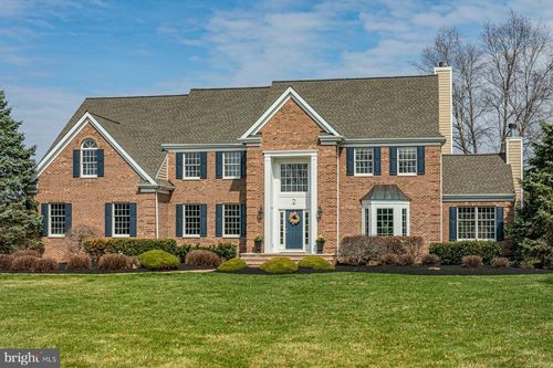 2 Hunters Ridge Dr, PENNINGTON, NJ, 08534-3900 | Card Image