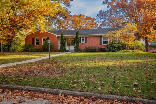 610 Birchwood Ct, Lowell, MI, 49331-1036 | Card Image