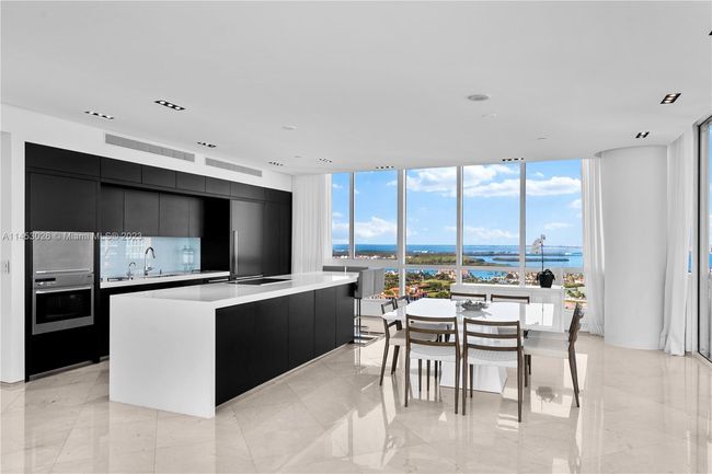 APT-3207 - 100 S Pointe Dr, Condo with 4 bedrooms, 5 bathrooms and null parking in Miami Beach FL | Image 6