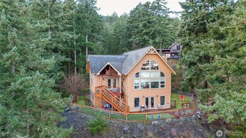 1103 Berry Way, Lummi Island, WA, 98262-8609 | Card Image