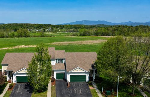 24 Fox Run Rd, Essex, VT, 05452-2653 | Card Image