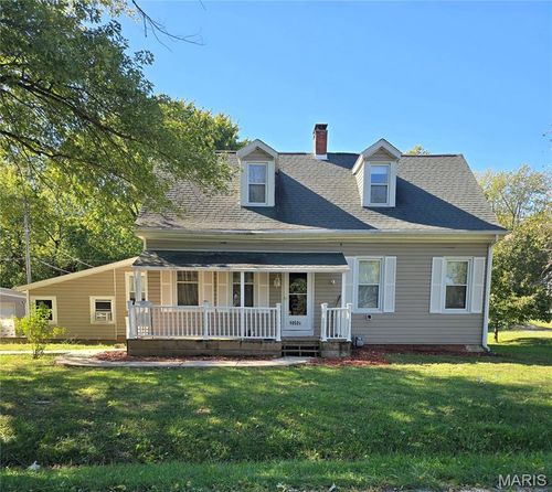 10525 Summerfield Saint Jacob Rd, Trenton, IL, 62293-2135 | Card Image