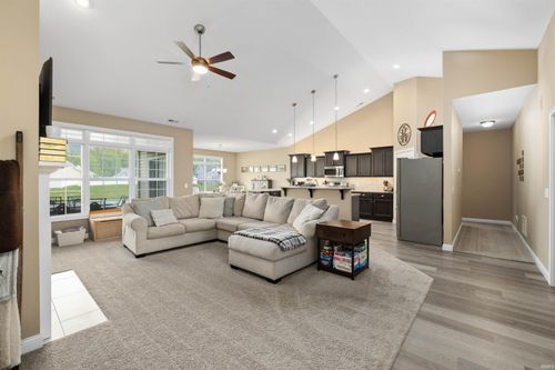 5609 Bear Creek Pass, Auburn, IN, 46706-9197 | Card Image