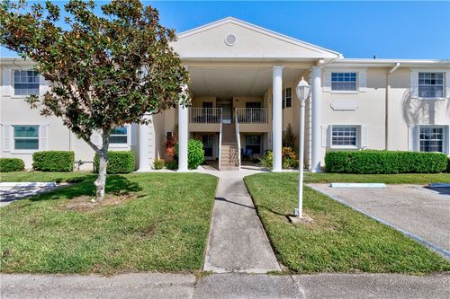 apt-205-700 Lake Orchid Cir, Vero Beach, FL, 32962-8403 | Card Image