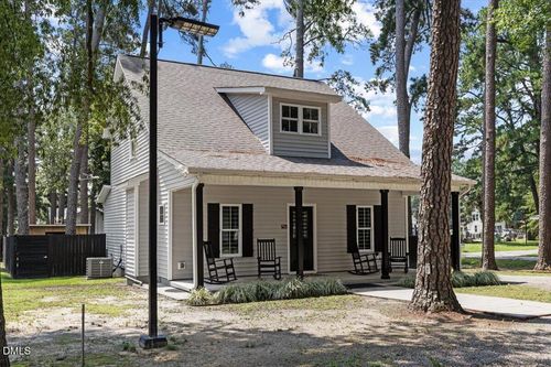 206 S Darden St, Kenly, NC, 27542-8279 | Card Image