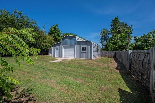 118 S 9th St, Tecumseh, OK, 74873-3017 | Card Image