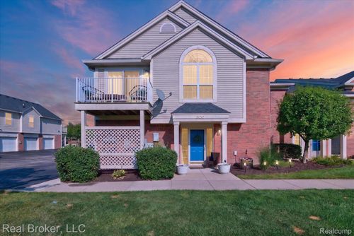 51747 Adler Park Dr, Chesterfield, MI, 48051-2338 | Card Image