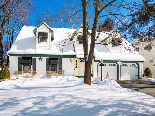 5520 Ellinger St, Columbus, OH, 43235-7536 | Card Image