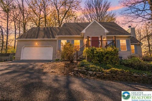 631 Bishops Pl, Northampton, PA, 18067-9509 | Card Image