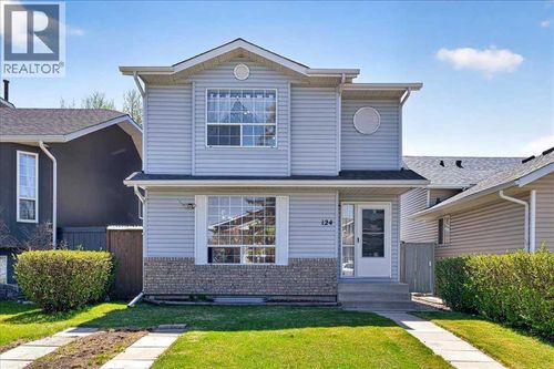 124 Martinwood Crt Ne, Calgary, AB, T3J3H2 | Card Image