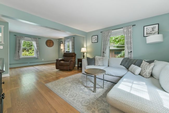 1026 Chandler St, House other with 3 bedrooms, 3 bathrooms and 3 parking in Tewksbury MA | Image 8