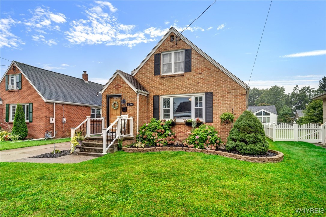 Collins Ave, Buffalo, NY 14224