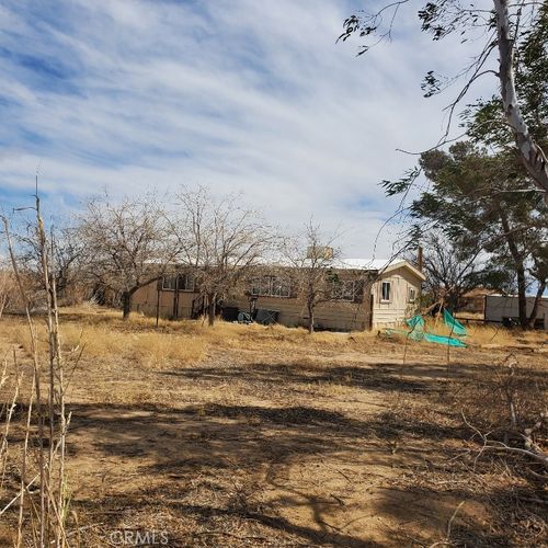 1010 Oriole St, Inyokern, CA, 93527 | Card Image